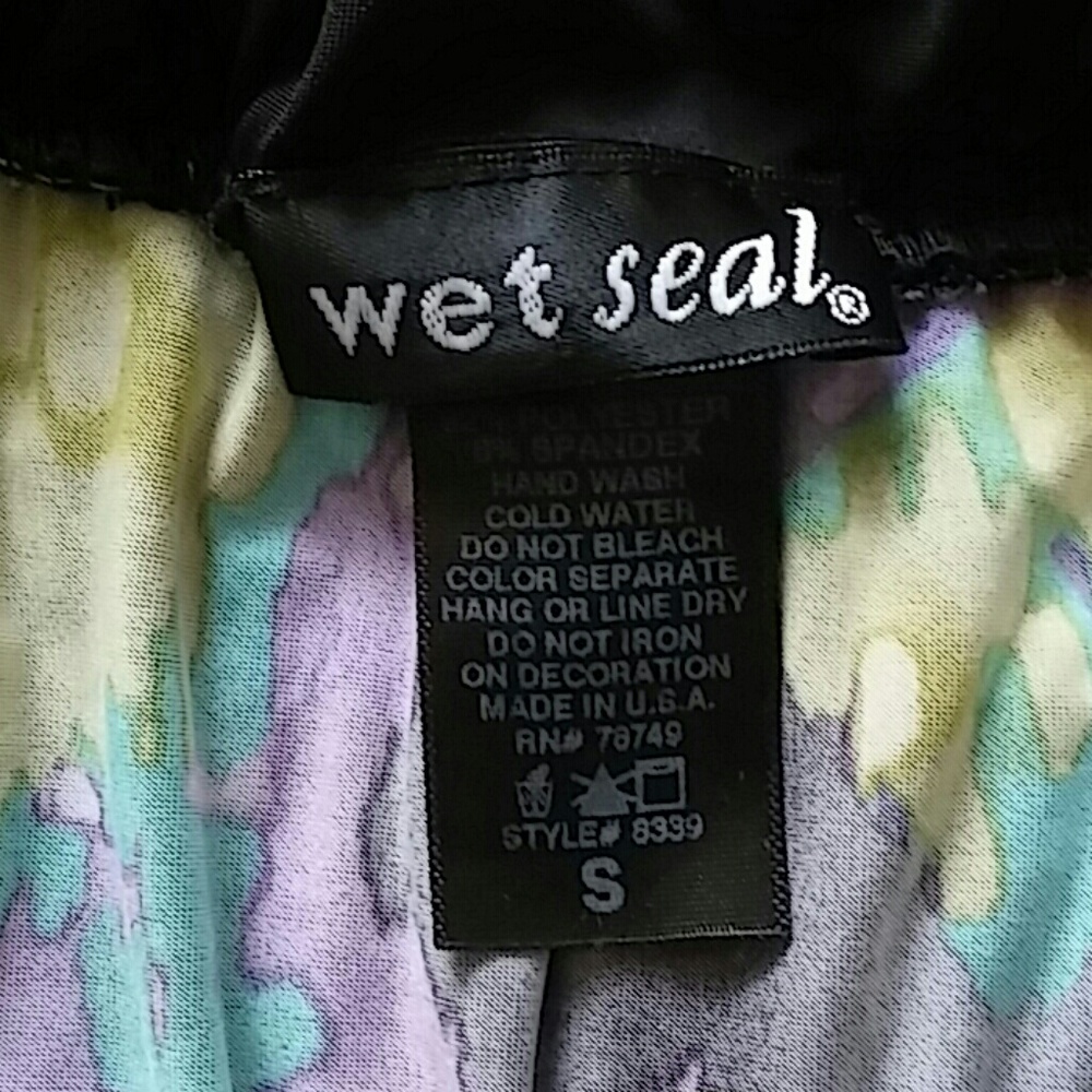 Wet Seal Casual/Party Halter Top Dress - Picture 5 of 7